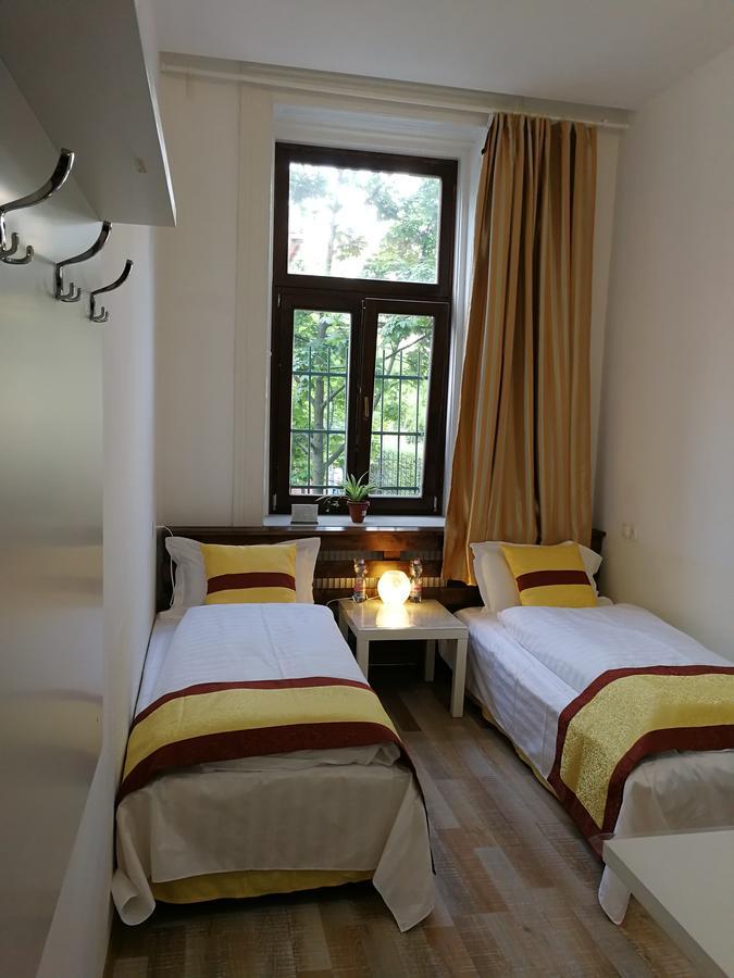 Budapest Garden Hotel บูดาเปสต์ ภายนอก รูปภาพ