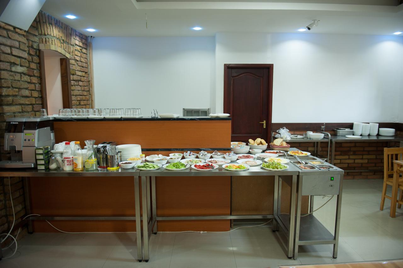 Budapest Garden Hotel บูดาเปสต์ ภายนอก รูปภาพ