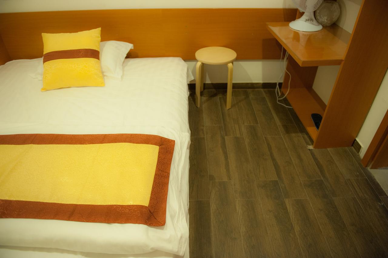Budapest Garden Hotel บูดาเปสต์ ภายนอก รูปภาพ